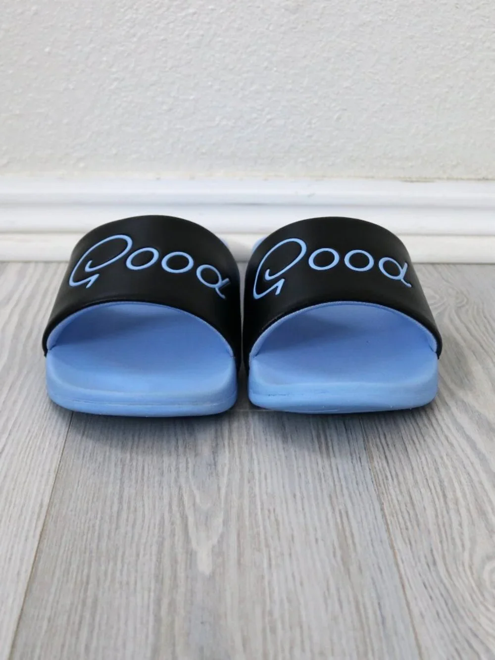 Good Good Fighting for Par Men's 12 Blue Black Golf Slides Summer Resortwear